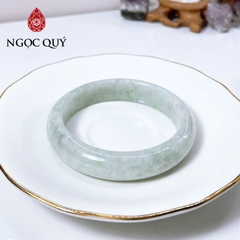 Vòng cẩm thạch A Myanmar - Ngọc phỉ thúy type A bản tròn hẹ xanh táo nhạt ni 52-58 mm - Ngoc Quý