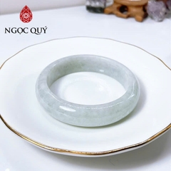 Vòng cẩm thạch A Myanmar - Ngọc phỉ thúy type A bản tròn hẹ xanh táo nhạt ni 52-58 mm - Ngoc Quý