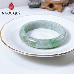 Vòng cẩm thạch A Myanmar - Ngọc phỉ thúy type A bản hẹ xanh táo táo điểm lý ni 58 mm - Ngoc Quý