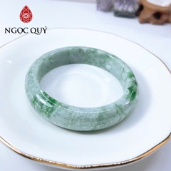 Vòng cẩm thạch A - Vòng cẩm thạch liền khối bản tròn và hẹ xanh táo điểm lý - Ngọc Quý