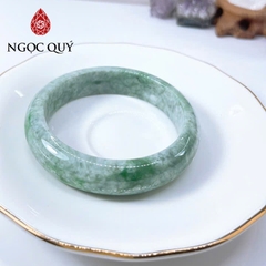 Vòng cẩm thạch A - Vòng cẩm thạch liền khối bản tròn và hẹ xanh táo điểm lý - Ngọc Quý