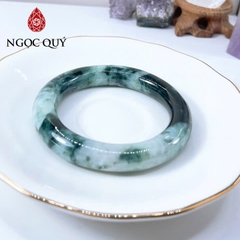 Vòng tay nguyên khối bản tròn đá cẩm thạch xanh táo bạn hẹ ni 58mm - Ngọc Quý