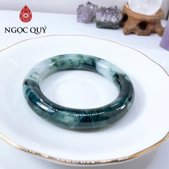 Vòng tay nguyên khối bản tròn đá cẩm thạch xanh táo bạn hẹ ni 58mm - Ngọc Quý