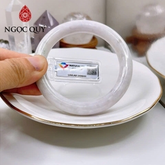 Vòng cẩm thạch A Myanmar - Ngọc phỉ thúy type A bản tròn trắng bông xanh điểm tím ni 53-55 LM92(kèm kđ type A) - Ngoc Qu