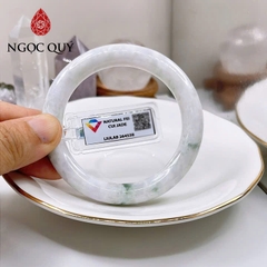 Vòng cẩm thạch A Myanmar - Ngọc phỉ thúy type A bản tròn trắng bông xanh điểm tím ni 53-55 LM92(kèm kđ type A) - Ngoc Qu
