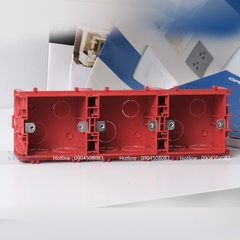 Đế âm vuông màu đỏ ghép 3