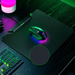 Lót chuột sạc không dây Razer HyperFlux V2