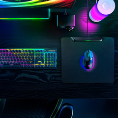 Lót chuột sạc không dây Razer HyperFlux V2