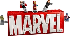 Bộ Mô Hình Lắp Ráp LEGO Marvel Logo & Minifigures #76313