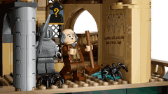 Bộ Mô Hình Khu Phía Đông Lâu Đài Hogwarts™ LEGO HARRY POTTER #76473