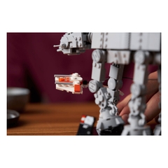 Bộ Mô Hình AT-AT – Chiến Xa Bốn Chân LEGO STAR WARS #75440