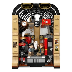 Bộ Mô Hình Lắp Ráp LEGO Chặn Sách Tàu Hogwarts #76450