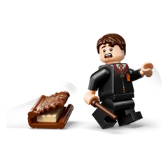 Bộ Mô Hình Lắp Ráp LEGO Cuốn Sách Quái Vật Cắn Kẻ Thù #76449