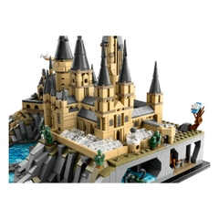 Bộ Mô Hình Lâu Đài Hogwarts Và Khuôn Viên LEGO Harry Potter #76419
