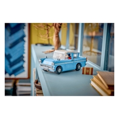 Bộ Mô Hình LEGO HARRY POTTER Bay Phép Thuật Ford Anglia™ #76470