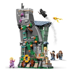 Bộ Mô Hình LEGO Harry Potter Nhà Của Luna Lovegood Kèm Đèn Chiếu #76467