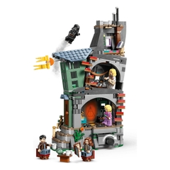 Bộ Mô Hình LEGO Harry Potter Nhà Của Luna Lovegood Kèm Đèn Chiếu #76467
