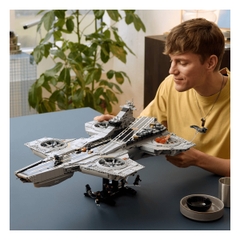 Bộ Mô Hình LEGO Marvel Biệt Đội Avengers Phi Thuyền S.H.I.E.L.D. Helicarrier #76354