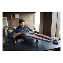 Bộ Mô Hình Tàu Chiến Venator-Class Republic Attack Cruiser LEGO Star Wars #75367