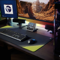 Bàn phím gaming có dây Corsair SKIFF 100