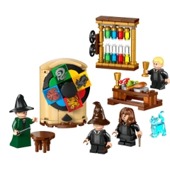 Bộ Mô Hình Lắp Ráp LEGO Harry Potter Buổi Lễ Phân Loại #76460