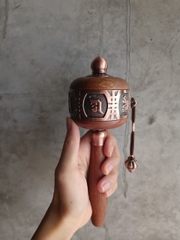 Kinh Luân Gỗ cầm tay