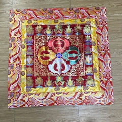 KHĂN TRẢI BÀN VUÔNG