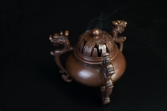 Đỉnh trầm Tam Long (lư hương đồng nghệ thuật) 