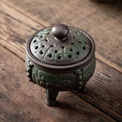 Lư trầm gốm kiểu đỉnh đồng cổ 3 chân 