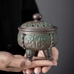 Lư trầm gốm kiểu đỉnh đồng cổ 3 chân 