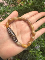 Dzi Tây Tạng đã được gia trì