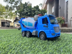 xe bê tông phát nhạc 2023 xanh