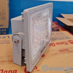 Đèn pha năng lượng mặt trời 300W chất lượng cao DNT-BCTWW40 (LD300W)