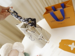 Túi L Neo Size 21cm Có hộp