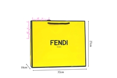 Túi Giấy Fendi Size Trung 32cm