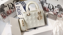 Túi Di Lady Da Bóng Khóa Vàng Size 17cm 2Box (Có hộp)