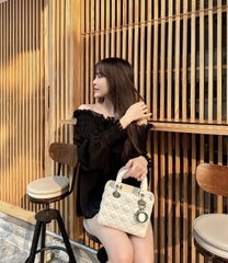 Túi Di Lady Da Lì Khóa Bạc Size 20cm Có 2 Hộp