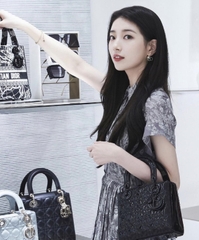 Túi Di Lady Da Bóng Khóa Đen Size 20cm Dây To Bảng 2 Hộp