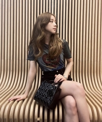 Túi Di Lady Da Bóng Khóa Đen Size 20cm Dây To Bảng 2 Hộp