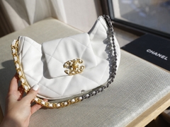 Túi X C19 Da Nhám Khóa Vàng Dây Xích Size 25cm #7556 Có Hộp