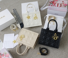 Túi Di Tote New Da Lì Khóa Vàng Size 26 Có 2 Hộp