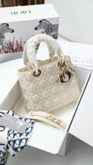 Túi Dior Lady Da Lì Khóa Vàng Size 20cm Có 2 Hộp