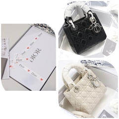 Túi Di Lady Da Lì Khóa Bạc Size 17cm Có 2 Hộp
