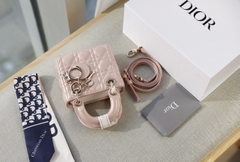 Túi Dior Lady Da Lì Khóa Vàng Size 12cm Có 2 hộp