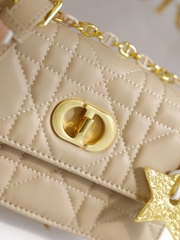 Túi Di Caro mini Khóa Vàng Size 19cm Có 2 hộp