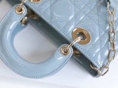 Túi Di Lady Ngang Djoy Da Bóng Khóa Vàng Size 22cm Có 2 hộp