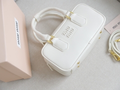 Túi MiuMiu Trống Size 23cm có hộp