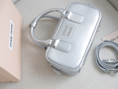 Túi MiuMiu Trống Size 23cm có hộp
