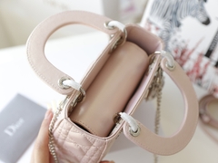 Túi Di Lady Da Lì Khóa Bạc Size 17cm Có 2 Hộp