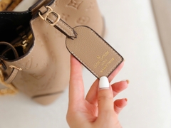 Túi L Neo Size 21cm Có hộp